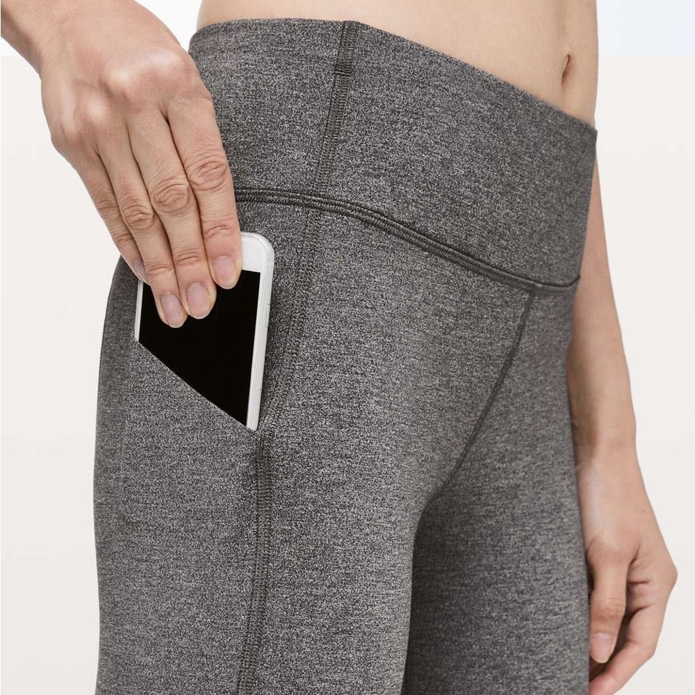 Lululemon Pace Rival Crop *22"
Heathered Black / Black size 8 - Picture 3 of 6